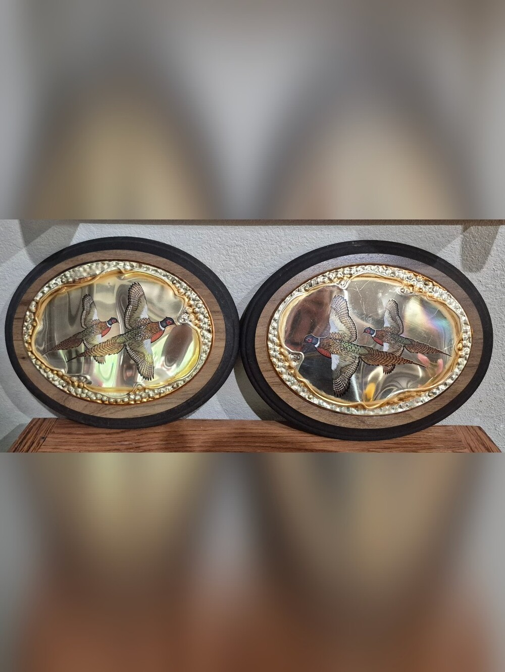 2 Vintage HOMCO pheasant plaques W/ a hammered brass inset within an oval Frame